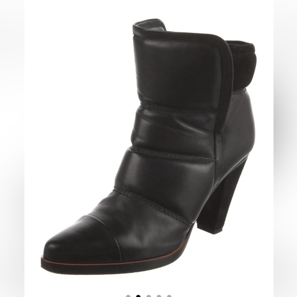 Chloé Black Leather Ankle Boots - Picture 1 of 6